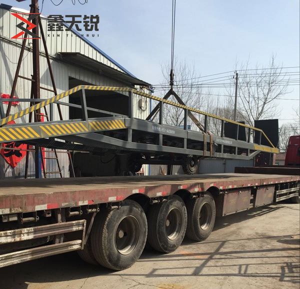 嘉峪关移动式登车桥装车发货